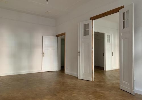 Großes Wohnzimmer