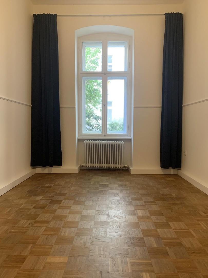 Zimmer zum Hof