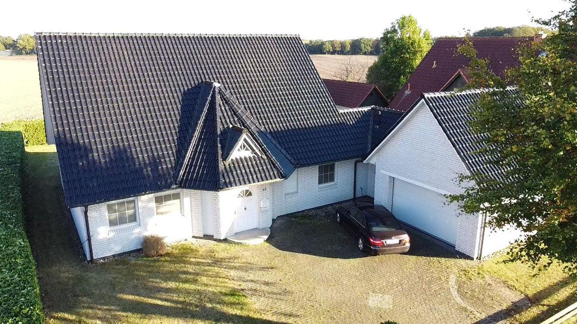 Frontansicht 1