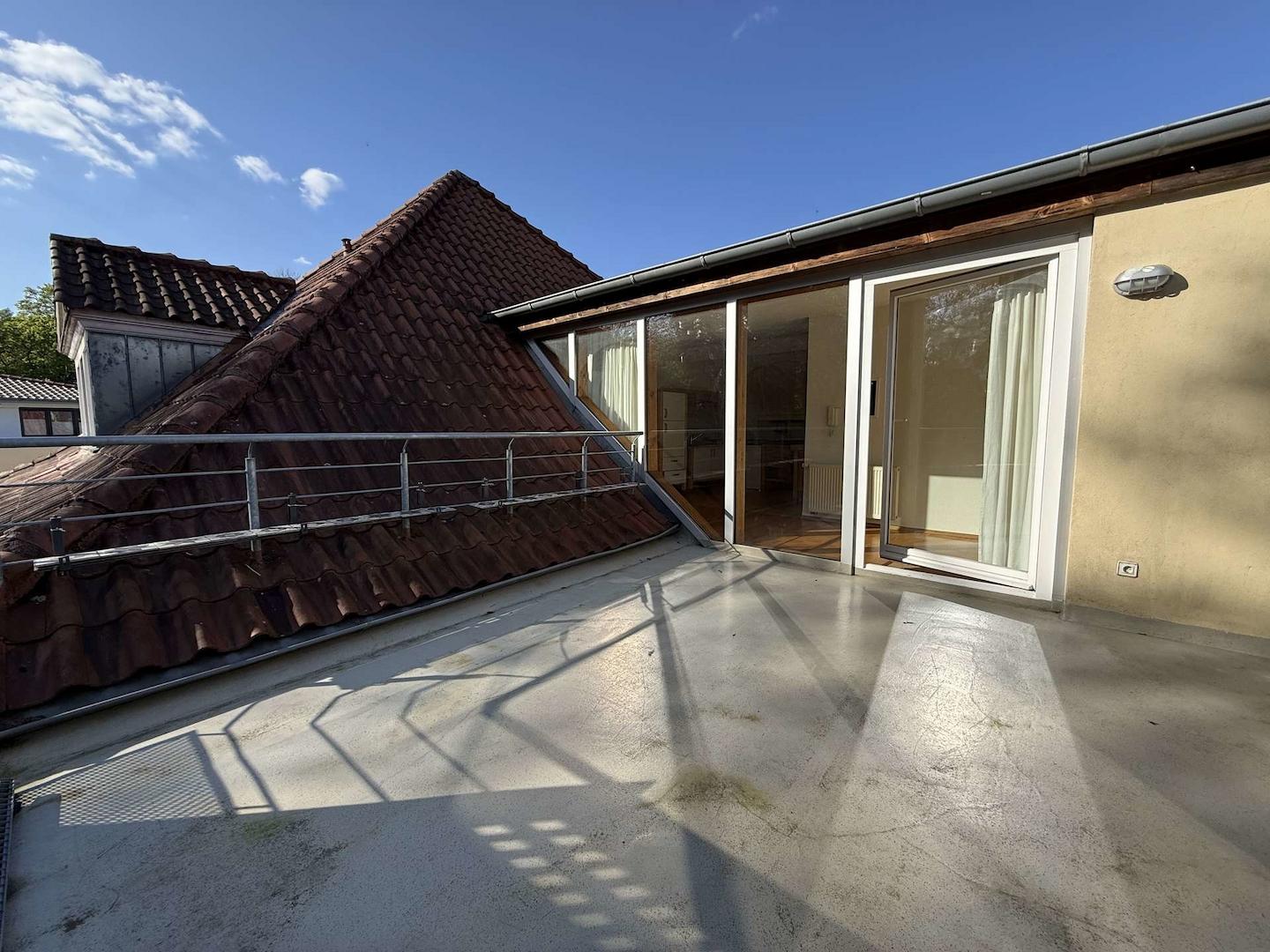 Sonnige Dachterrasse