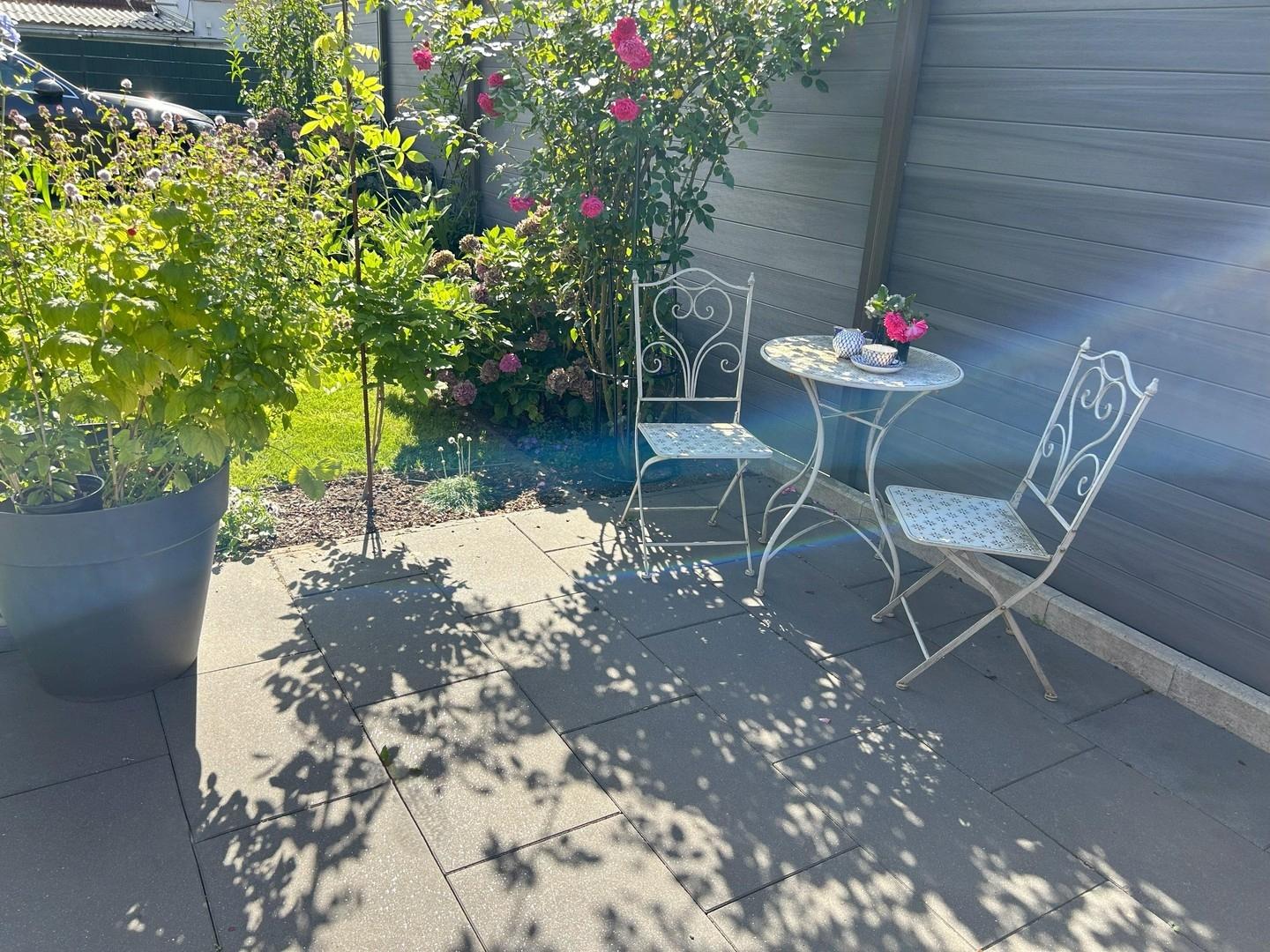 Terrasse Vorgarten