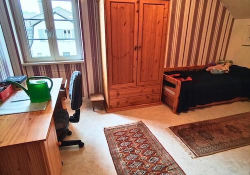 Schlafzimmer (2) OG