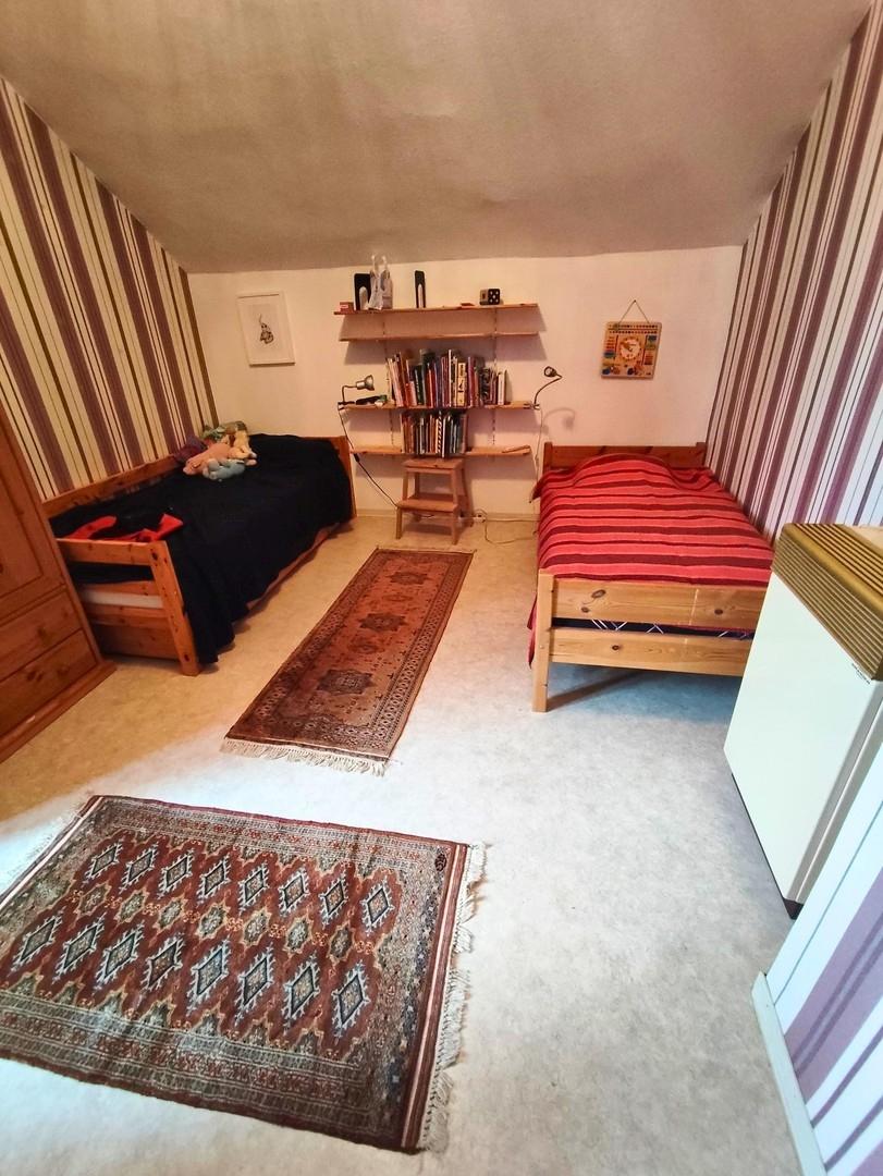 Schlafzimmer (2) OG