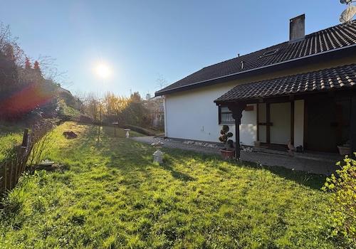 Garten und Eingang