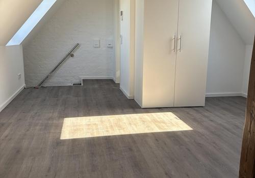 Dachspitze mit Küchenschrank
