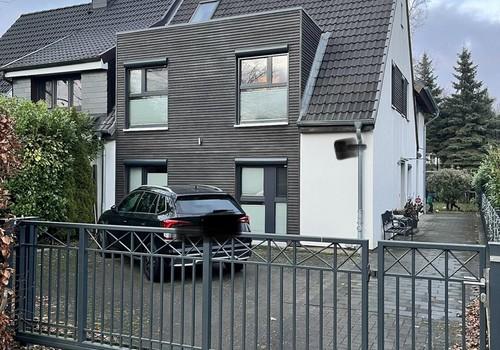 Haus Vorderansicht