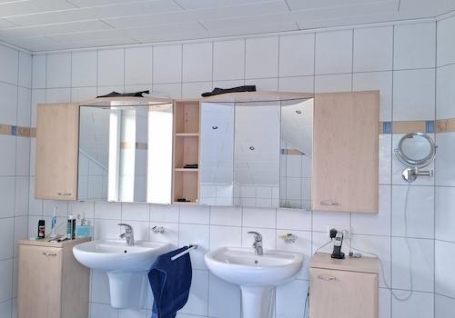 Badezimmer OG