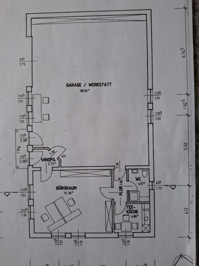Gewerbegebäude Werkstatt/ Lage