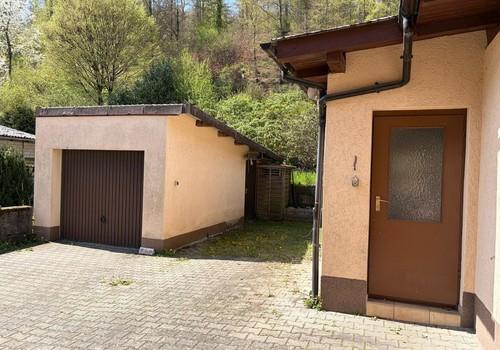 Hof, Garage, Anbau