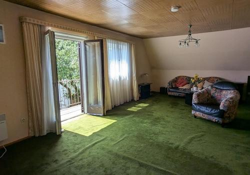 Wohnzimmer OG