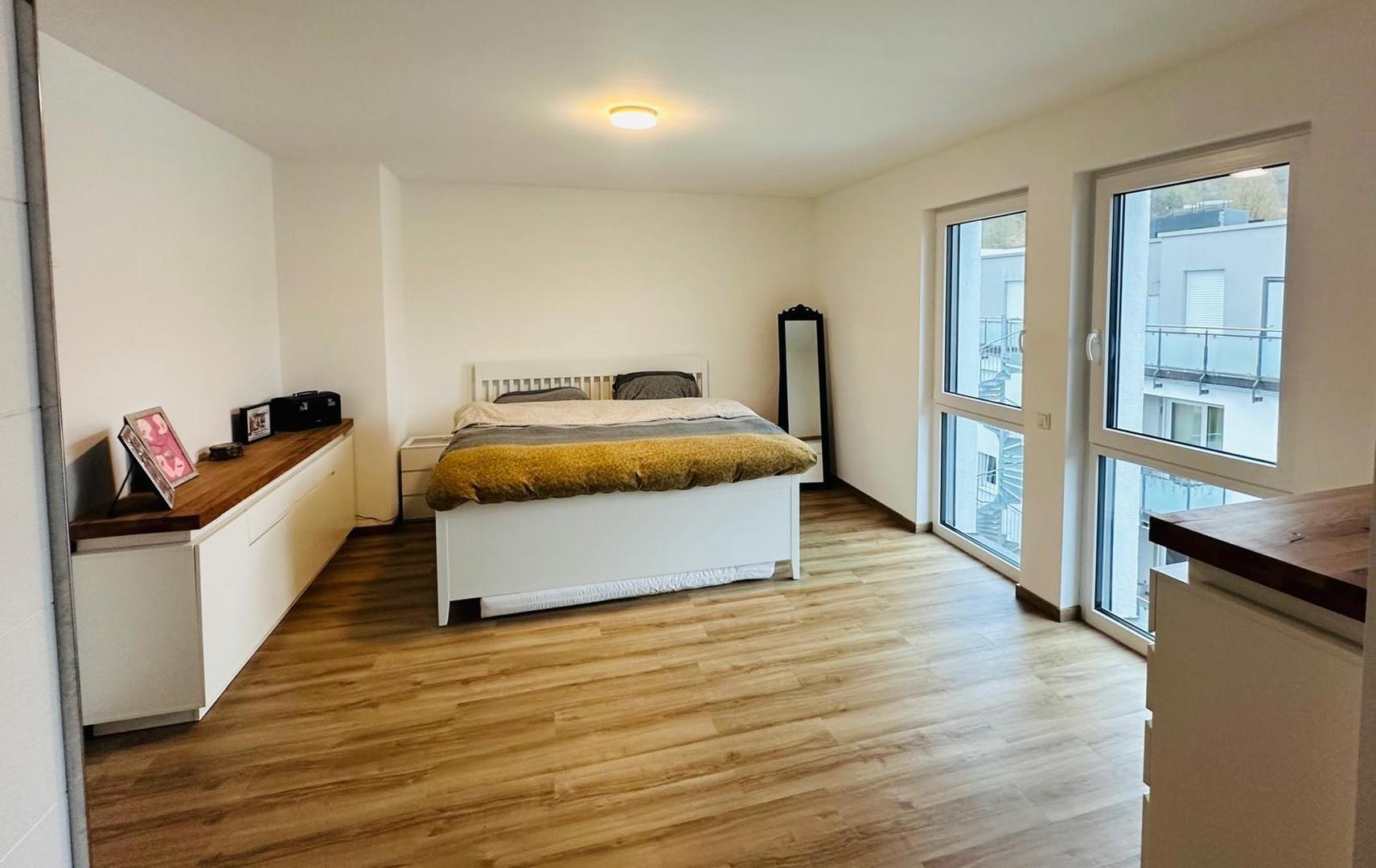 Schlafzimmer 1