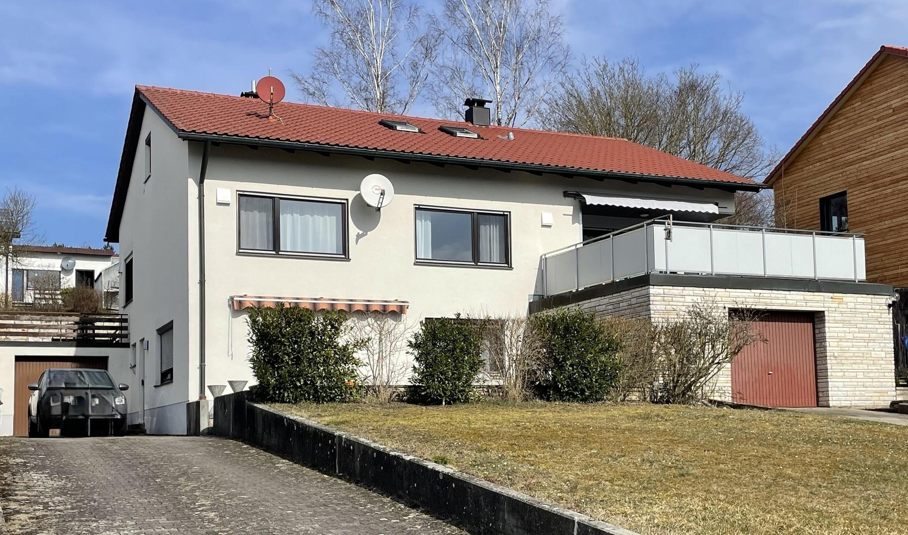 Südseite mit Whg. EG links