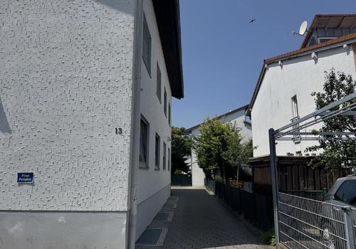 Weg zum Innenhof