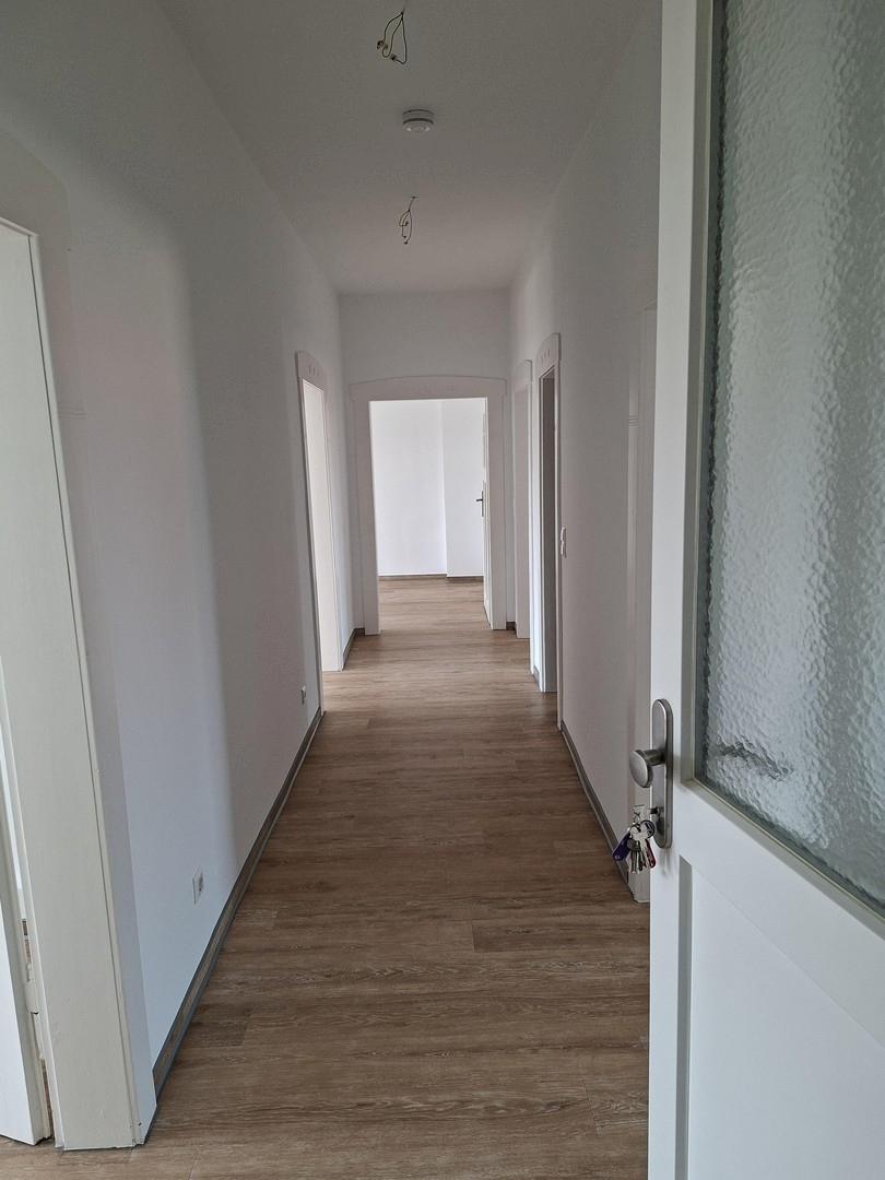 Flur aus Richtung Eingangstür
