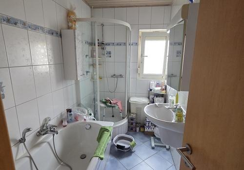 Badezimmer EG