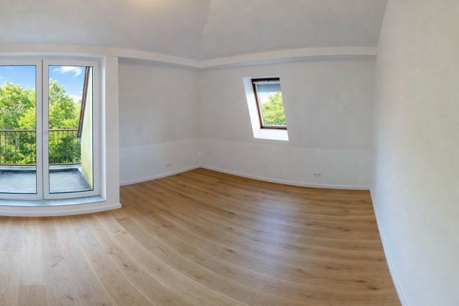 bedroom_1 with balcony