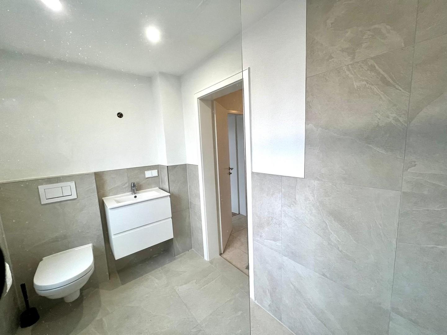 Badezimmer 1. OG
