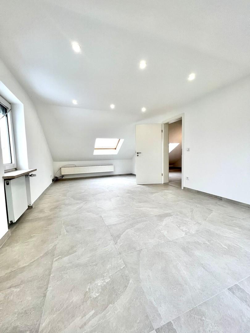 Großes Zimmer Dachgeschoss