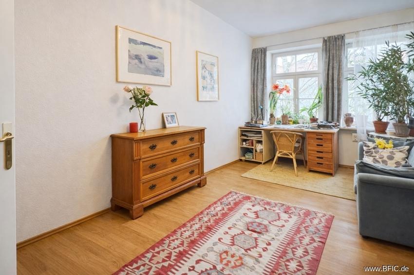 Zimmer 1 ai