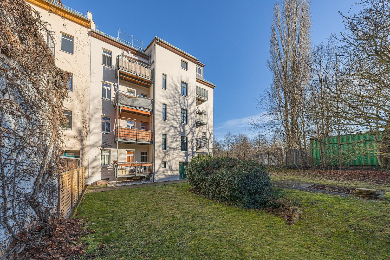 Eigentumswohnung | Gartenseite mit Balkonen