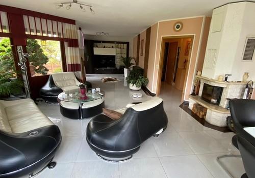 Blick ins Wohnzimmer