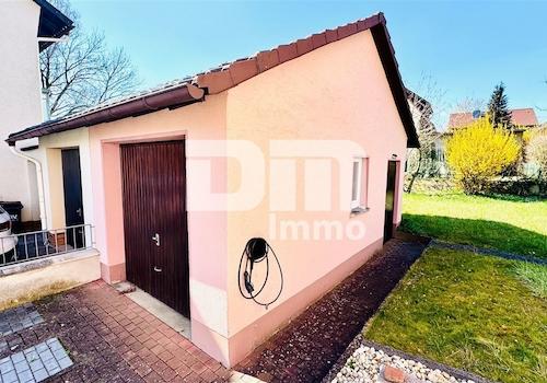 Garage mit separatem Zugang + Wallbox