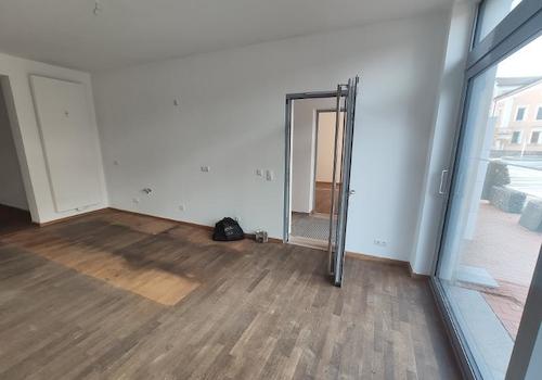 Warten / Empfang + Bar Bild 1