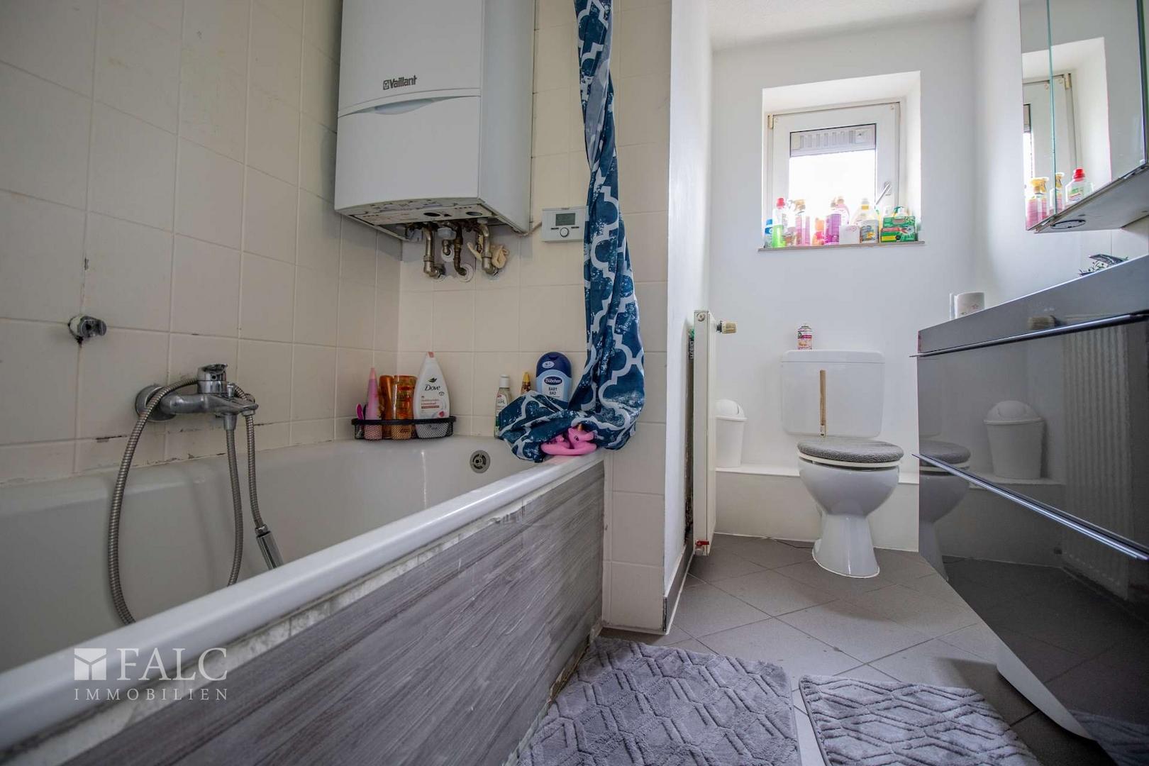 Badezimmer (2. OG)