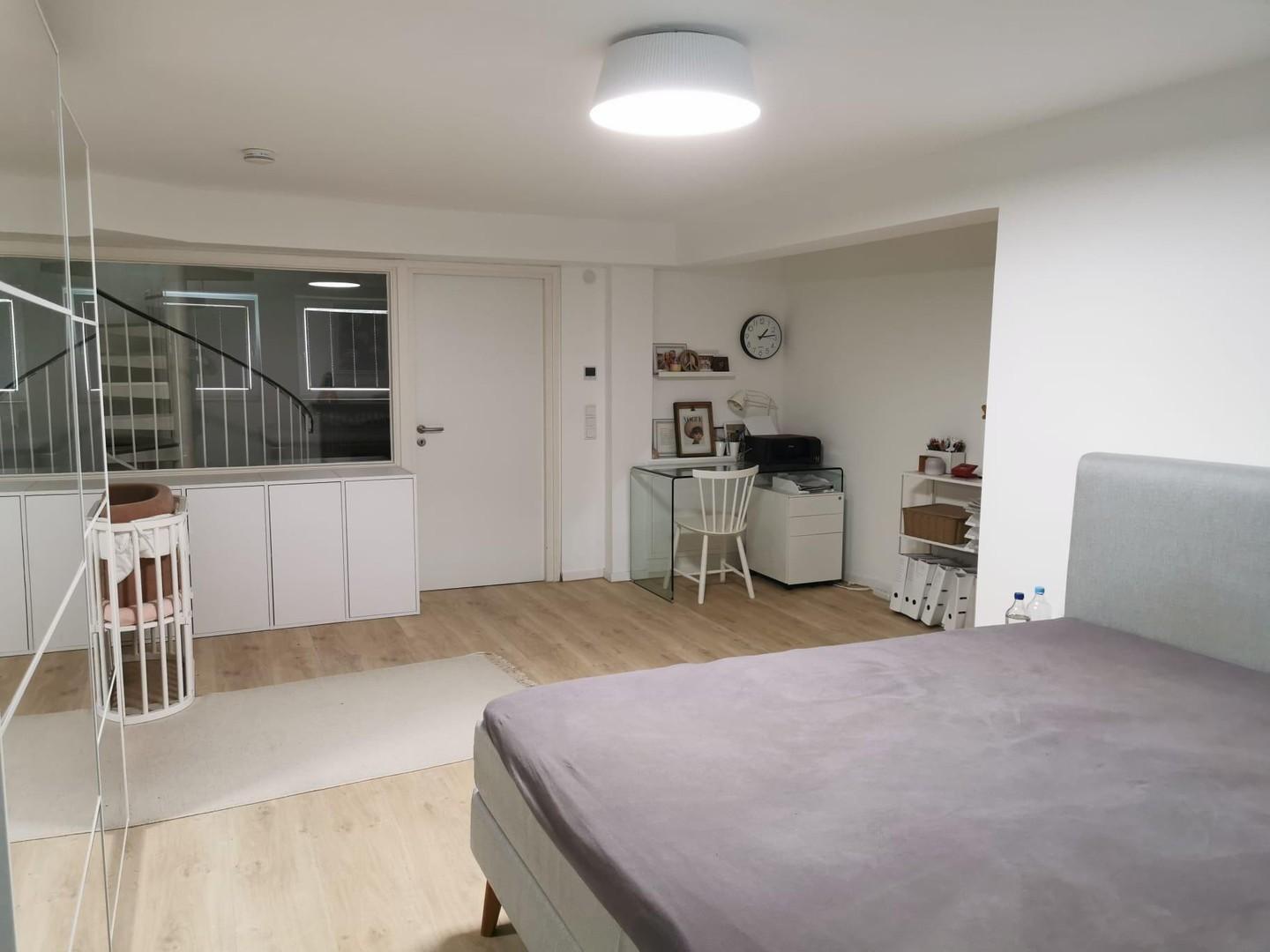 Elternschlafzimmer im UG