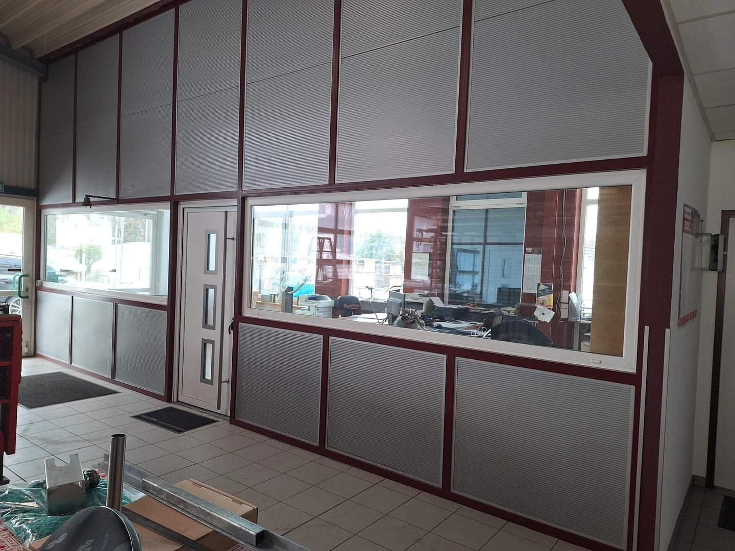 Eingang Büro/Halle