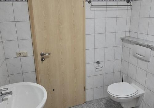 Gäste-Bad mit Dusche