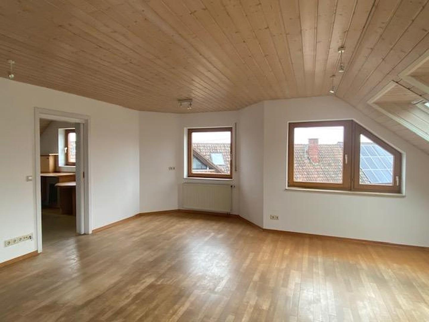 Wohnzimmer mit Erker 
