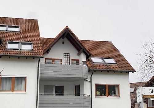 schöne helle Dachwohnung 