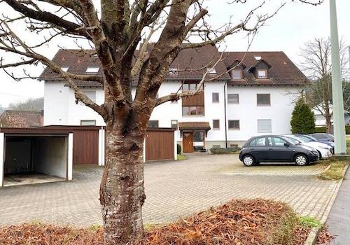 Hof mit Spielmöglichkeit