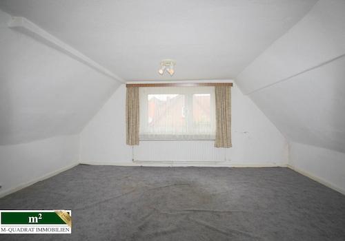 1. Schlafzimmer DG