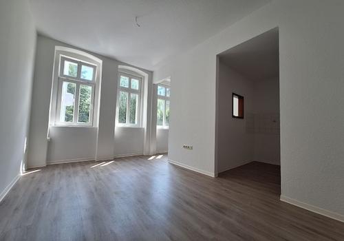 Wohnzimmer mit Kochnische
