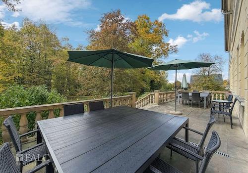 Terrasse (ca. 50 m²)