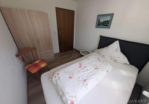 Gäste Zimmer 1 EG B2