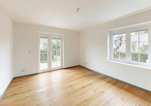 Wohnzimmer - (Renovierung KI generiert)