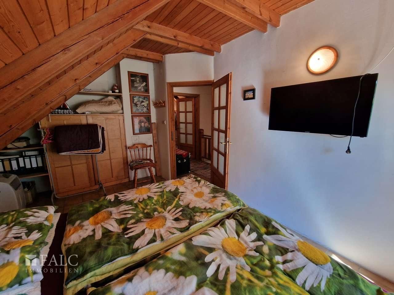 2. Schlafzimmer