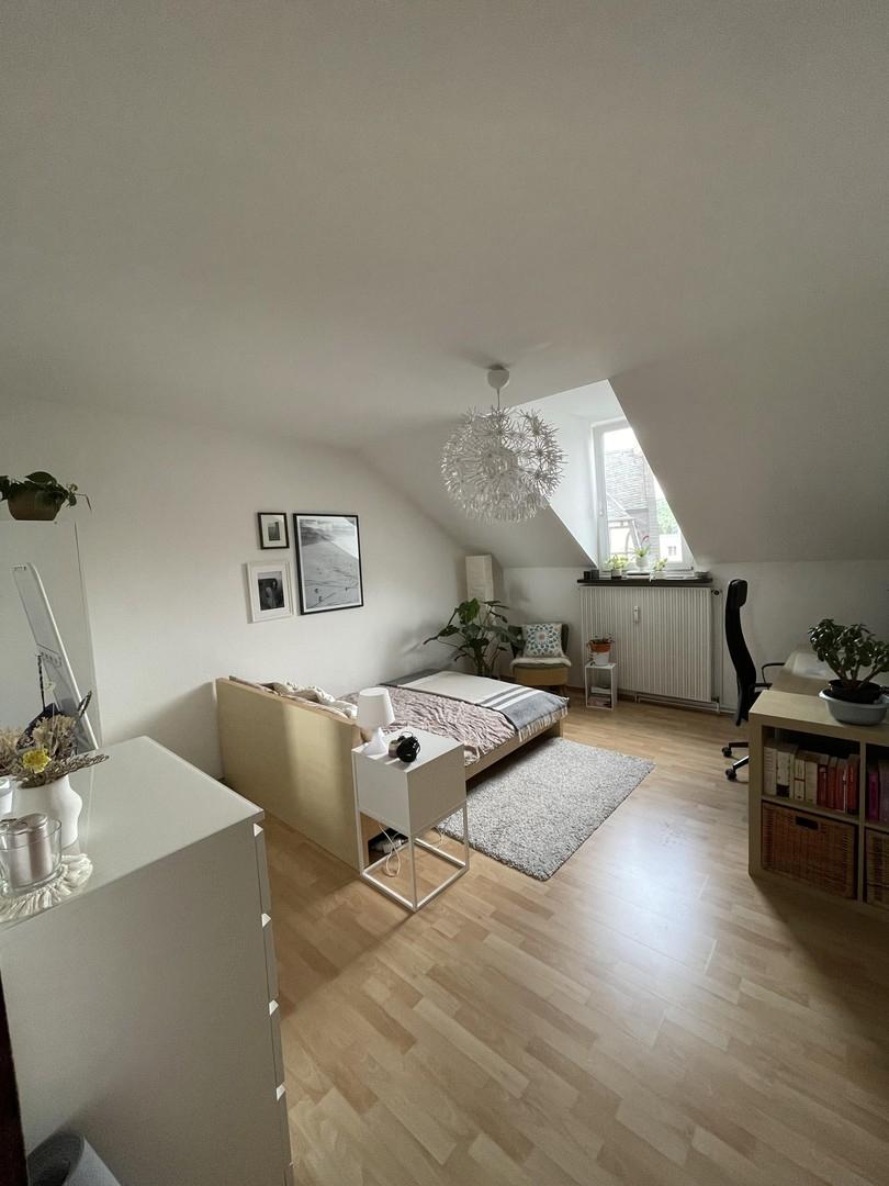 Schlafen 2 / Büro