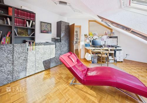 Arbeitszimmer DG