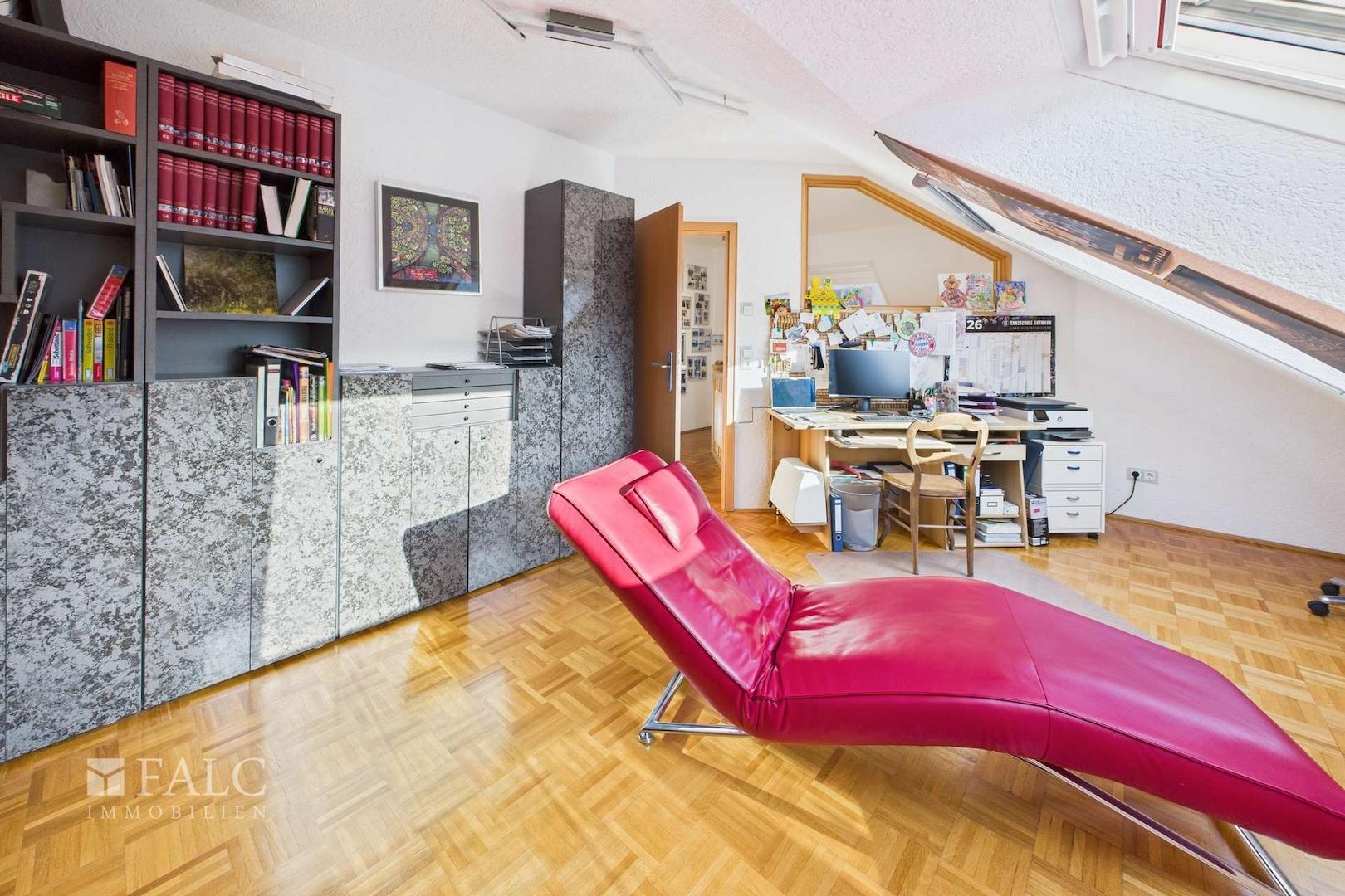 Arbeitszimmer DG