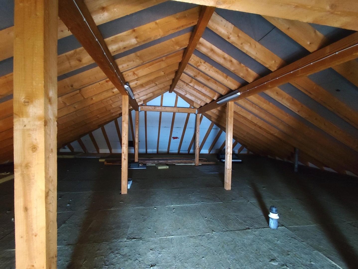Dachraum 3,6m Höhe
