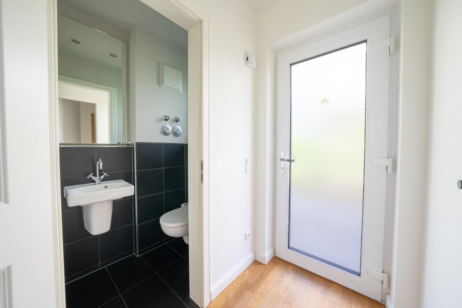 Gäste-WC im Erdgeschoss