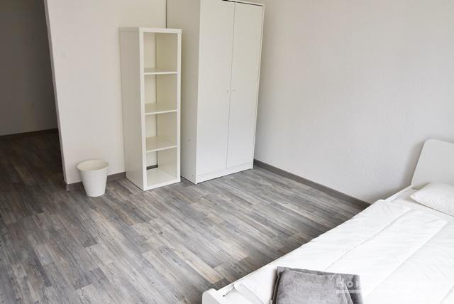 Zimmer 1