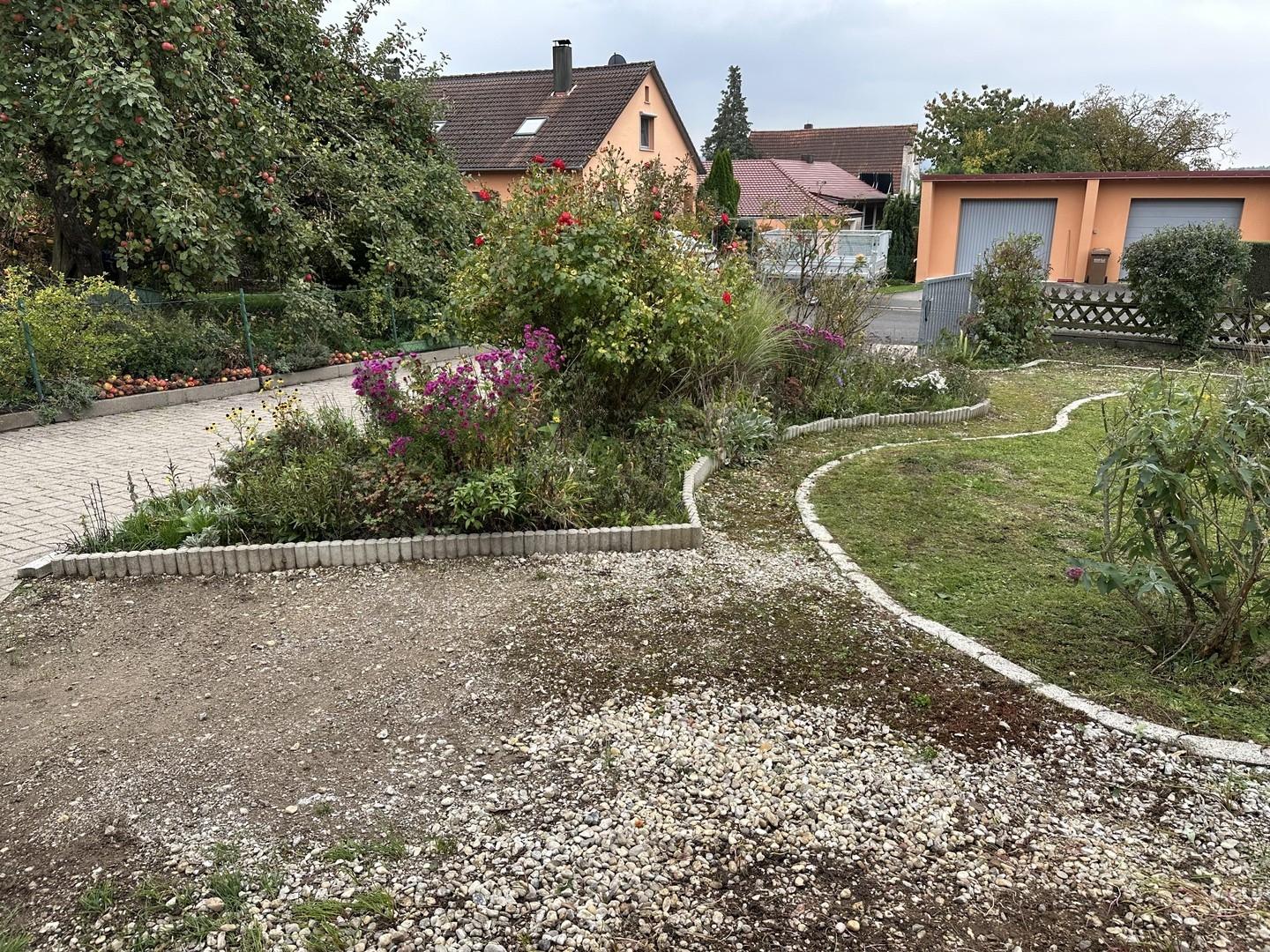Garten Blick Süd Eingang