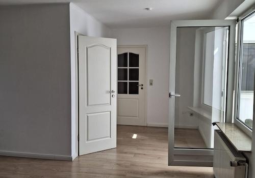 Wohnzimmer + Wintergarten (re)