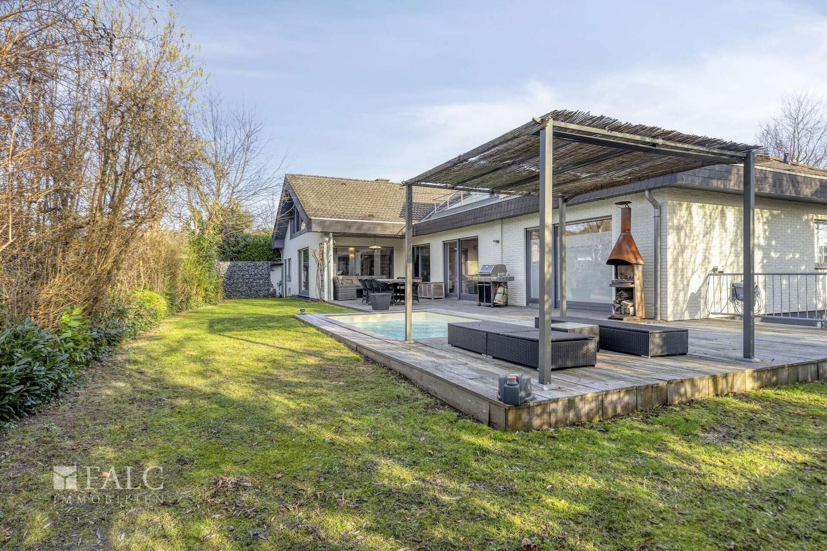 Pool-Lounge