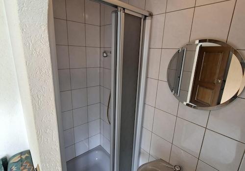 Gästezimmer Bad EG
